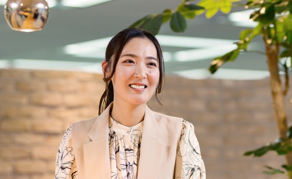 談笑中の靍田さん